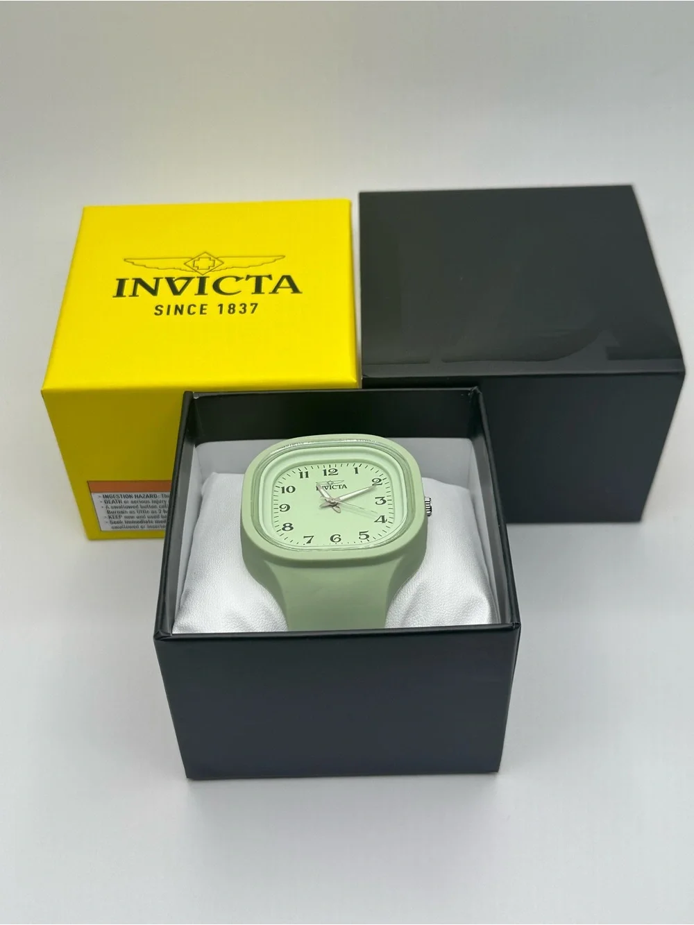 NEW IN BOX✨ Invicta Celestial Lady 45.3mm Green Silicone Band Quartz Watch 70383